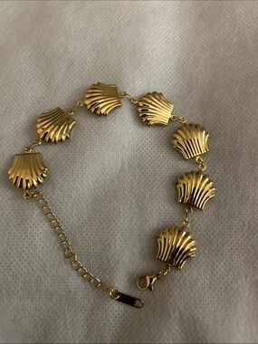 Gold Tone Shell Link Bracelet - Women Jewelry